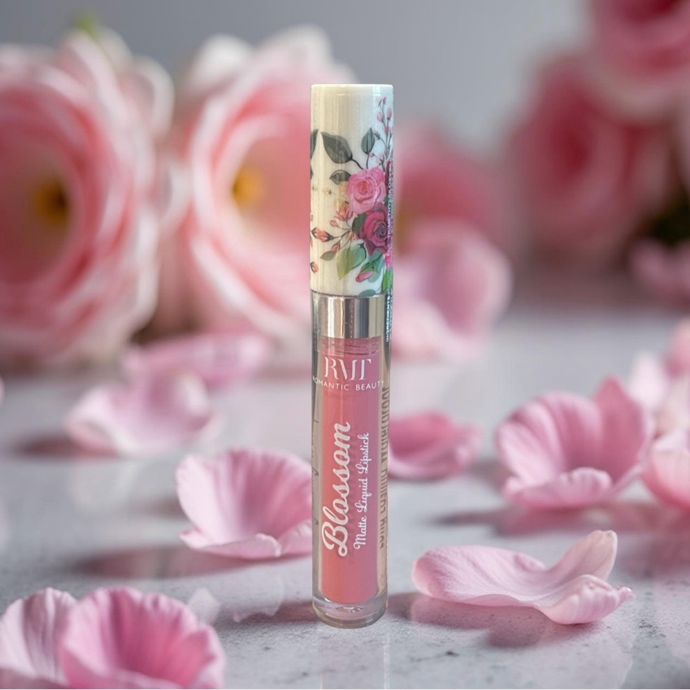 Blossom Matte Liquid Lipstick 💄